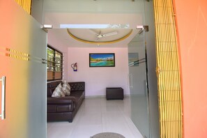 Sala de estar en el lobby