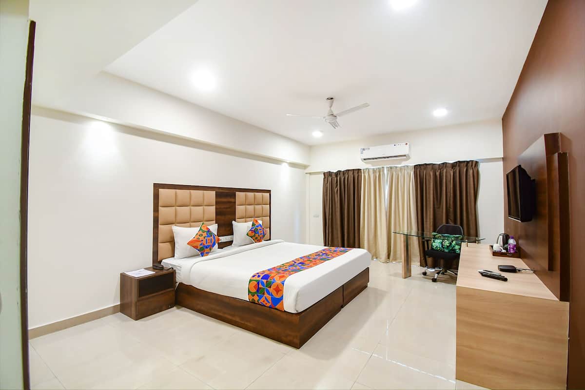 1 bedroom, egyptian cotton sheets, premium bedding, in-room safe