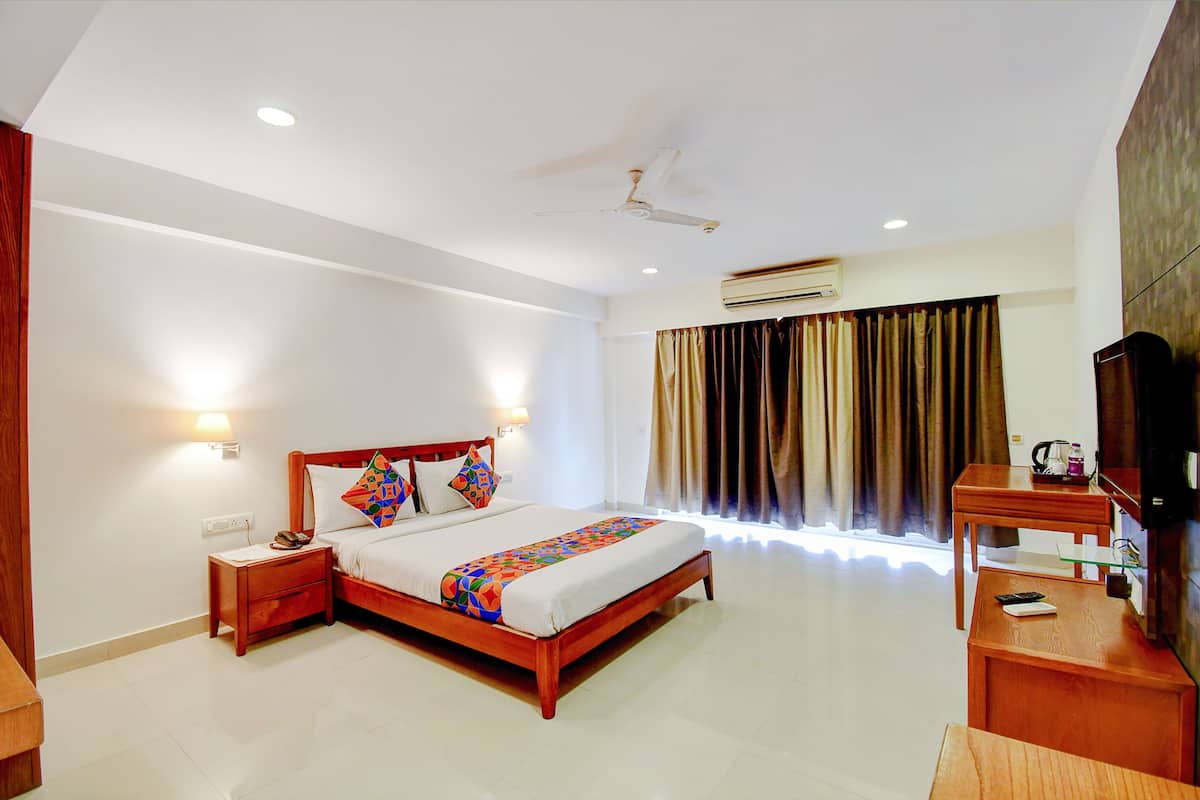 Executive Room | 1 bedroom, Egyptian cotton sheets, premium bedding, in-room safe
