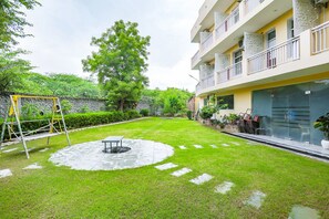 Exterior - Fabhotel Aravali Suites (Gurugram)