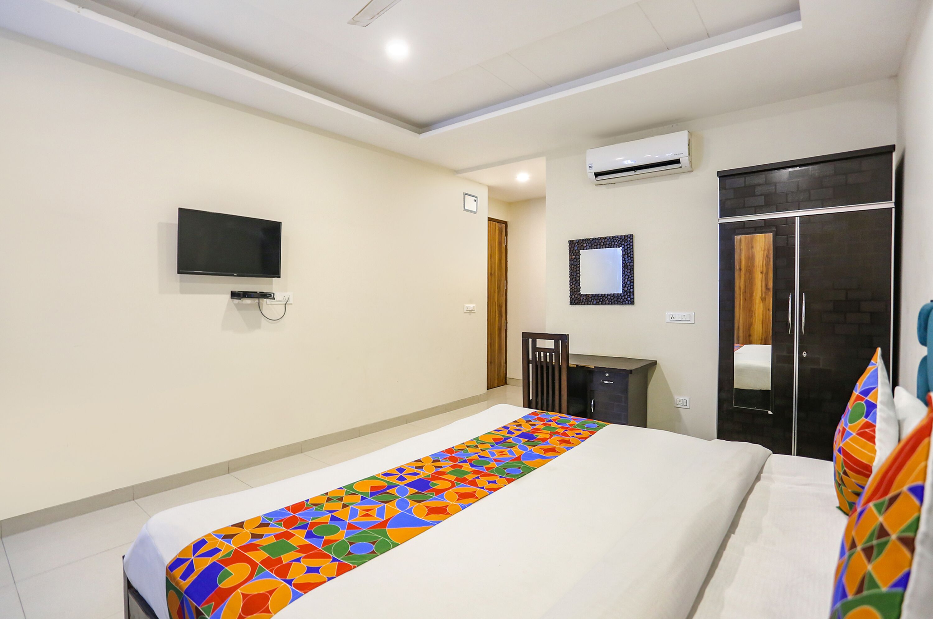 FabHotel Shiv Rachna