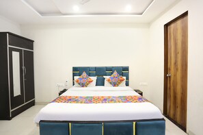 Habitación Deluxe | Sábanas de algodón egipcio, ropa de cama de alta calidad, caja fuerte