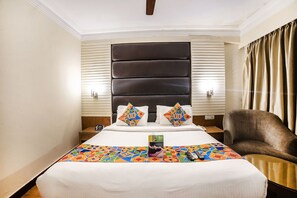 Deluxe Room - Fabhotel Bmk Grand (New Delhi)
