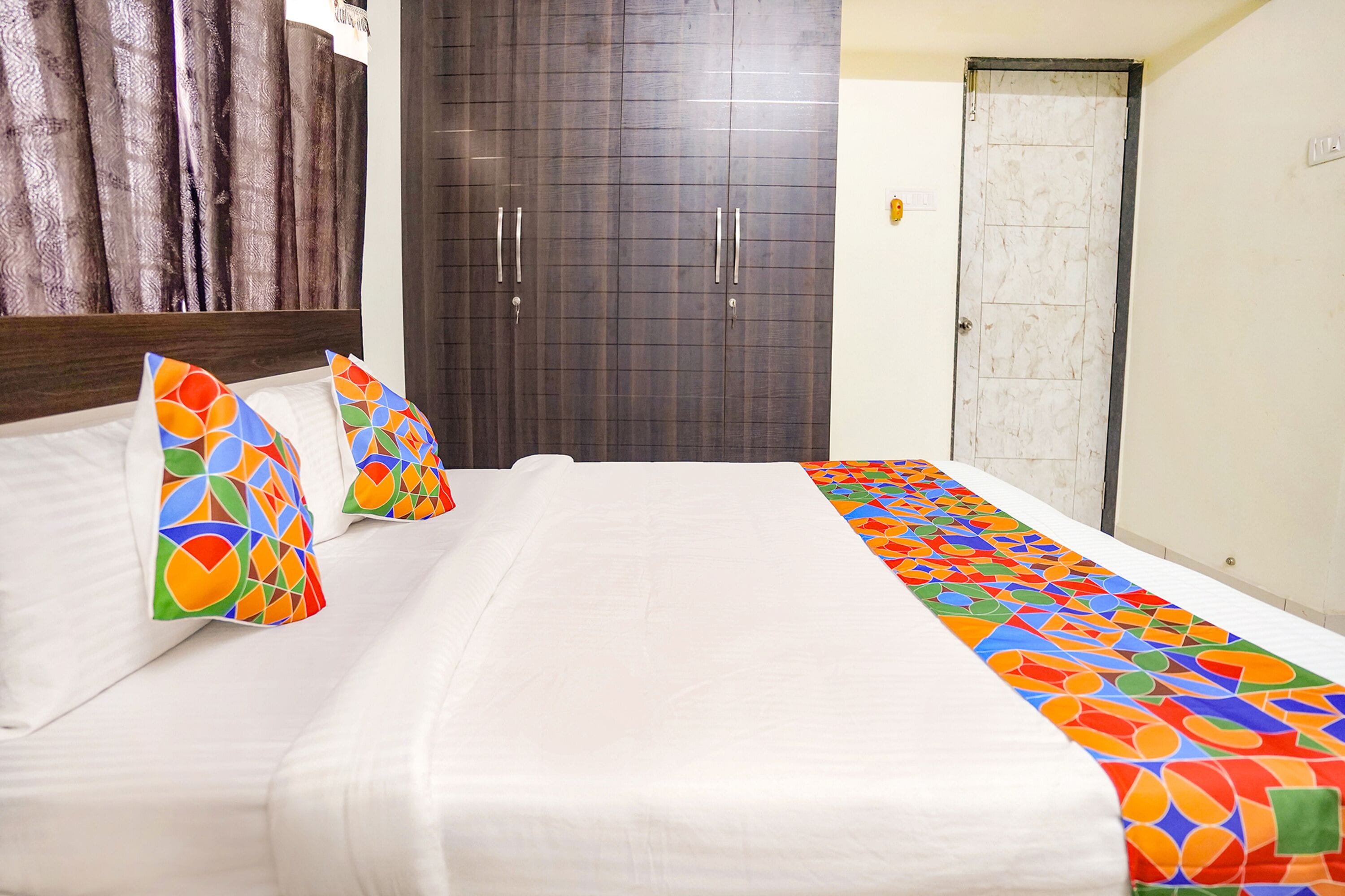 Foto - Via Town Space Apartment - Nr Saravana Stores, Porur