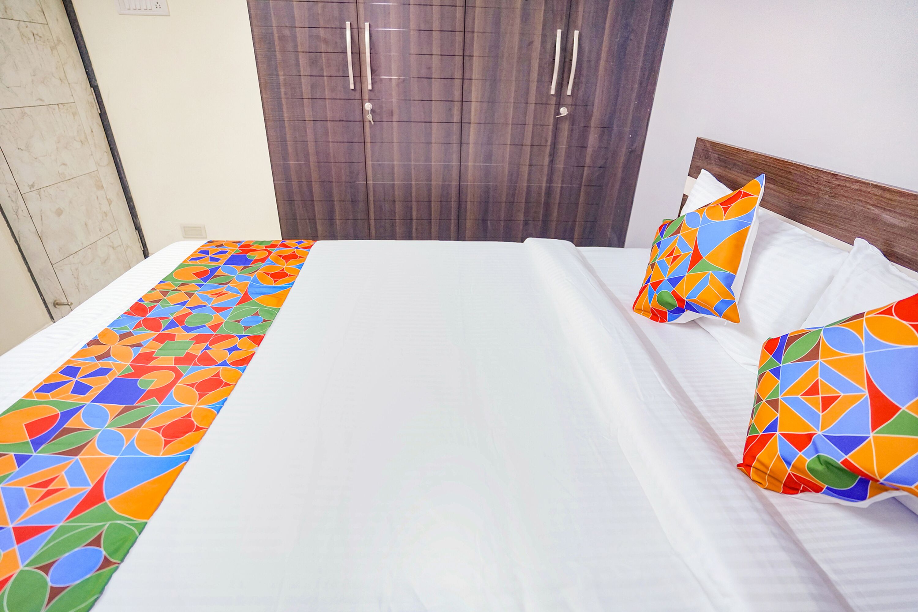 Foto - Via Town Space Apartment - Nr Saravana Stores, Porur