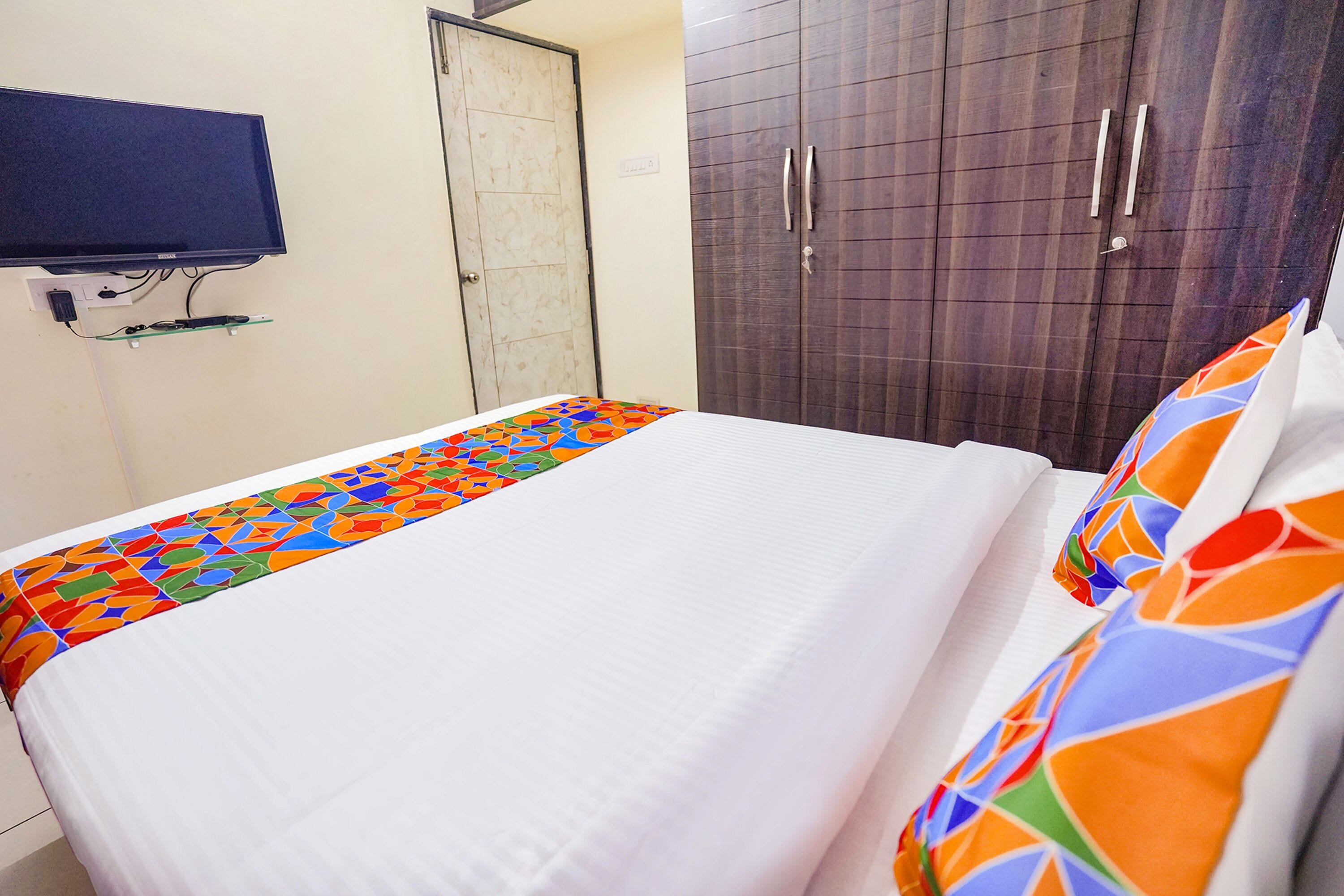 Foto - Via Town Space Apartment - Nr Saravana Stores, Porur