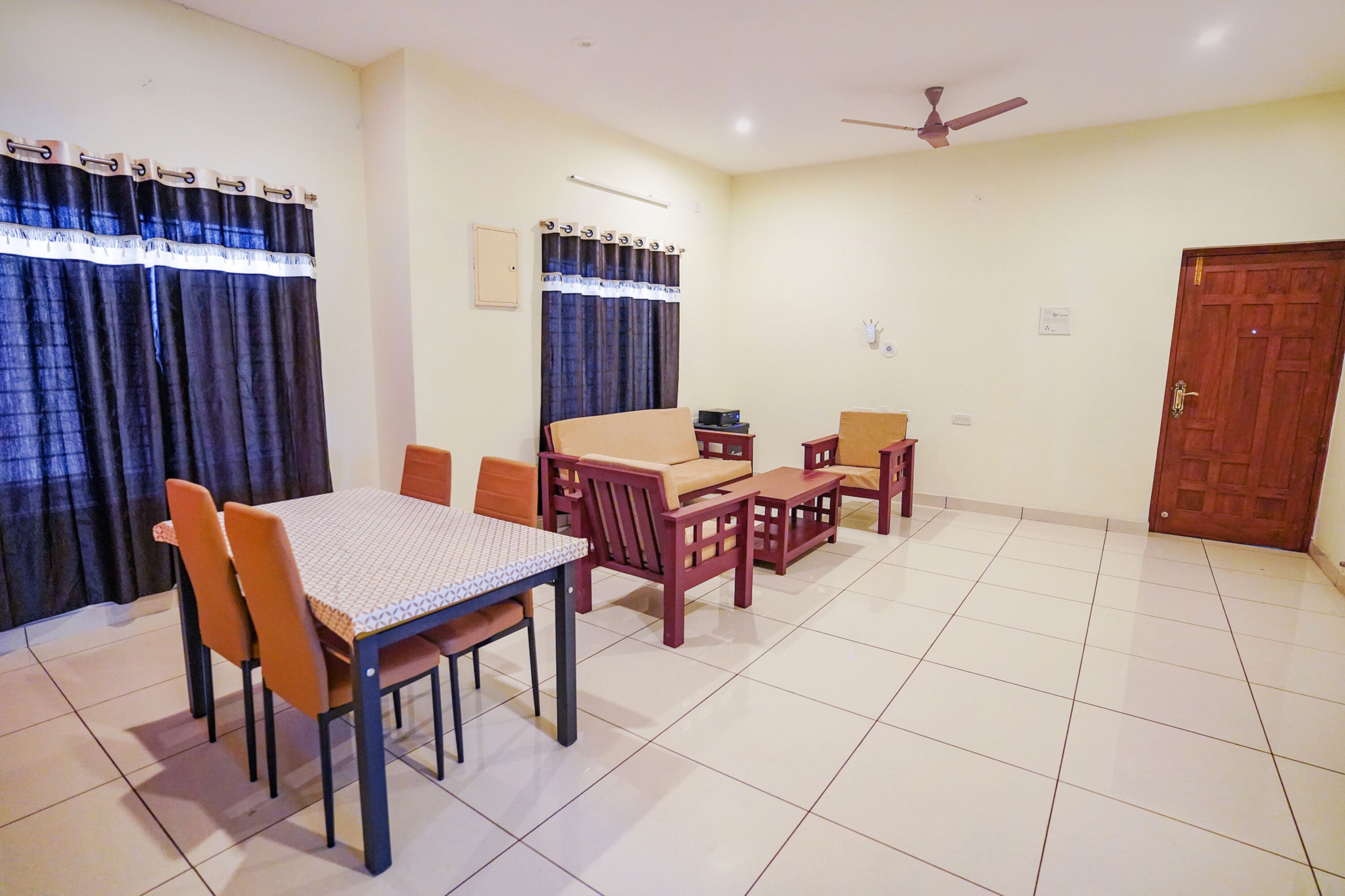 Foto - Via Town Space Apartment - Nr Saravana Stores, Porur