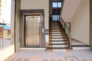 Elevator