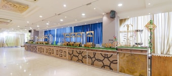 FabHotel Aamantran & Banquet Halls