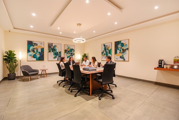 Meeting facility