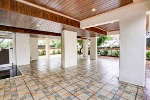 Free self parking - Fabhotel Crystal Homes (Pune)