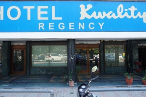 Fachada de la propiedad