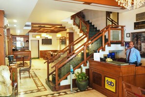 Reception - Fabhotel Kwality Regency (Chandigarh)