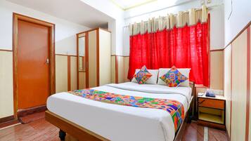 Deluxe Room | Egyptian cotton sheets, premium bedding, WiFi (free), bed sheets