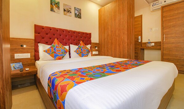 Premium Room - FabHotel Peninsula (Mumbai)