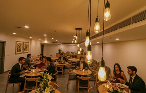 Restaurant - Fabhotel Hargobind Enclave (New Delhi)