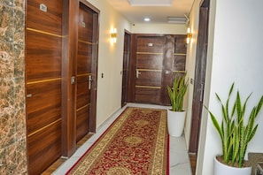 Lobby - FabHotel The Golf Inn - Nr Botanical Garden Metro (Noida)