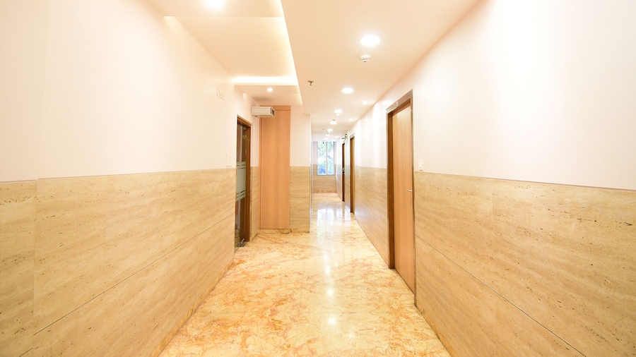 Fabhotel Stay Inn International