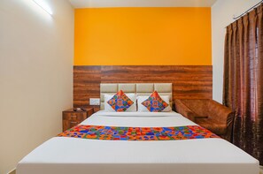 Deluxe Room | Egyptian cotton sheets, premium bedding, in-room safe, free WiFi