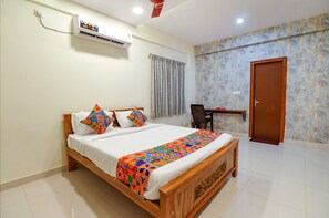 Caja de seguridad en la habitación, insonorización y wifi gratis 