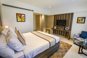 Lakens van Egyptisch katoen, luxe beddengoed, een kluis op de kamer