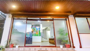 Fachada da propriedade
