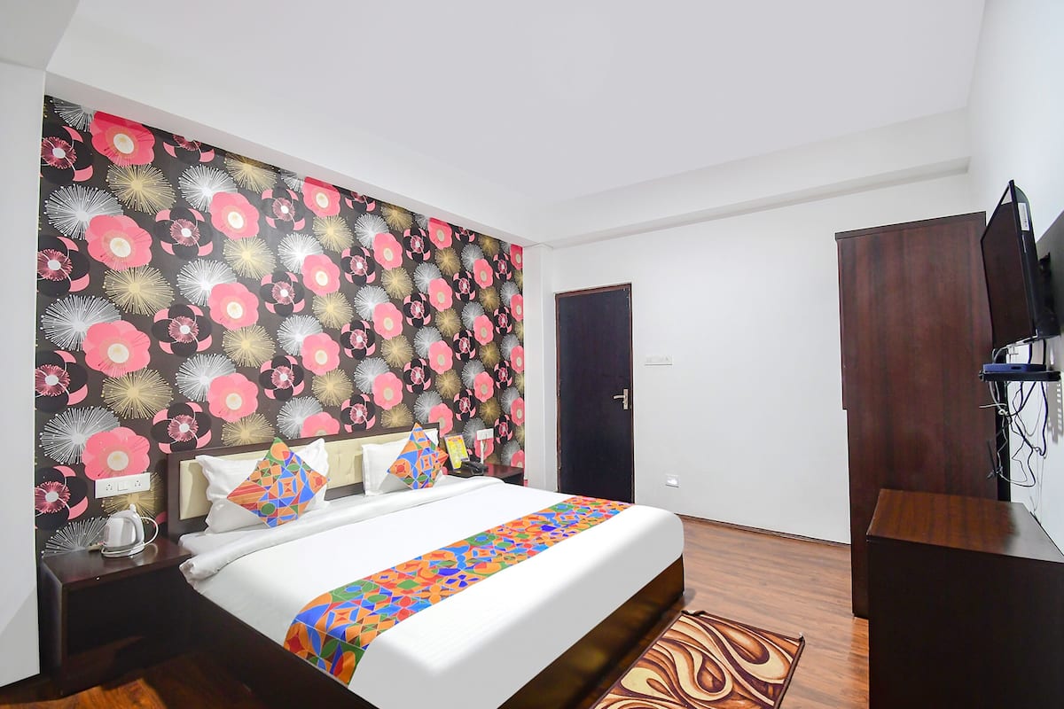 Executive kamer | 1 slaapkamer, lakens van Egyptisch katoen, luxe beddengoed, een bureau