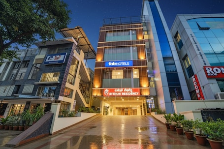 Exterior. Via Rithun Residency - jayanagar