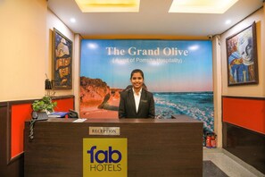 Reception - FabHotel Pine Tree (Noida)