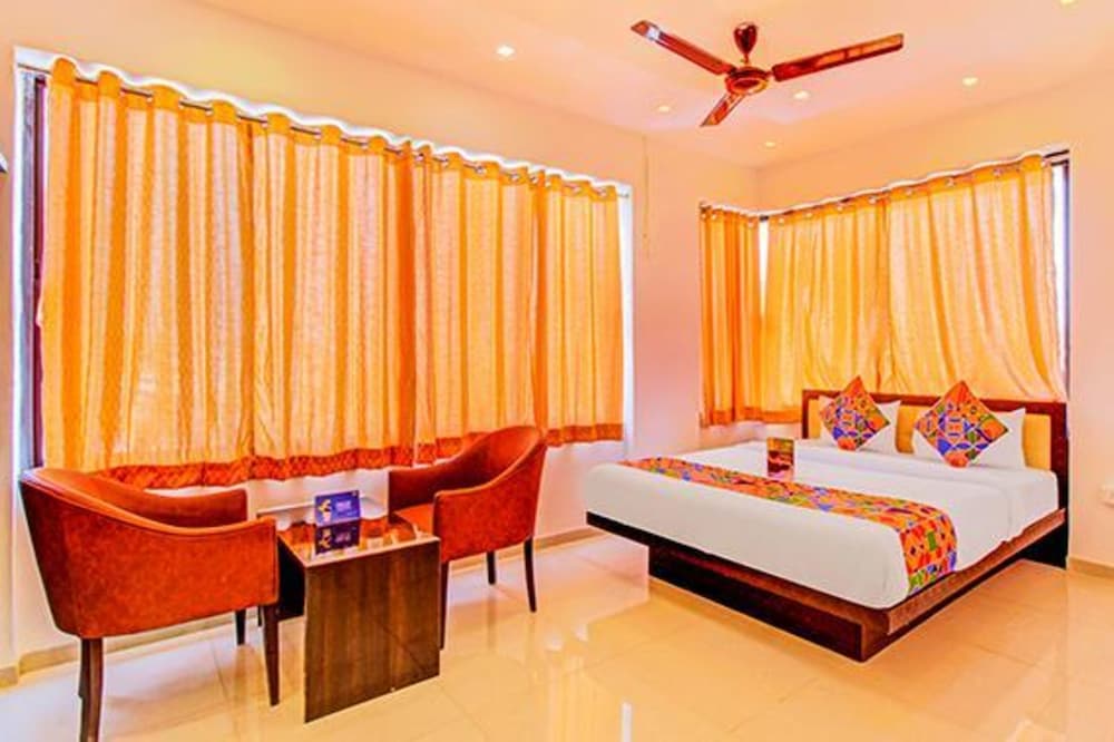 FabHotel Renuka Executive