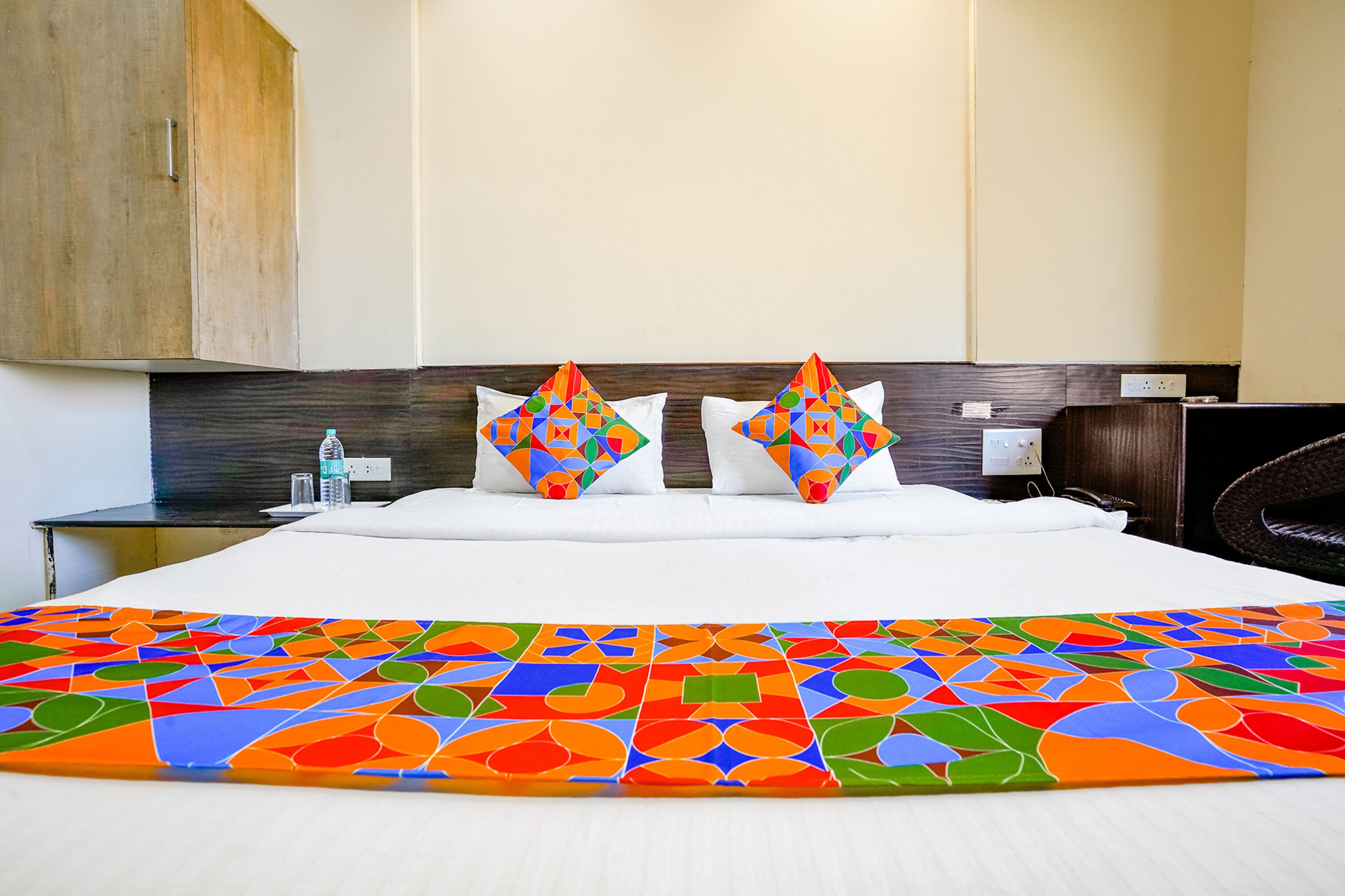 Egyptian cotton sheets, premium bedding, in-room safe, free WiFi