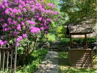 Historic Hideaway with Lake Access!