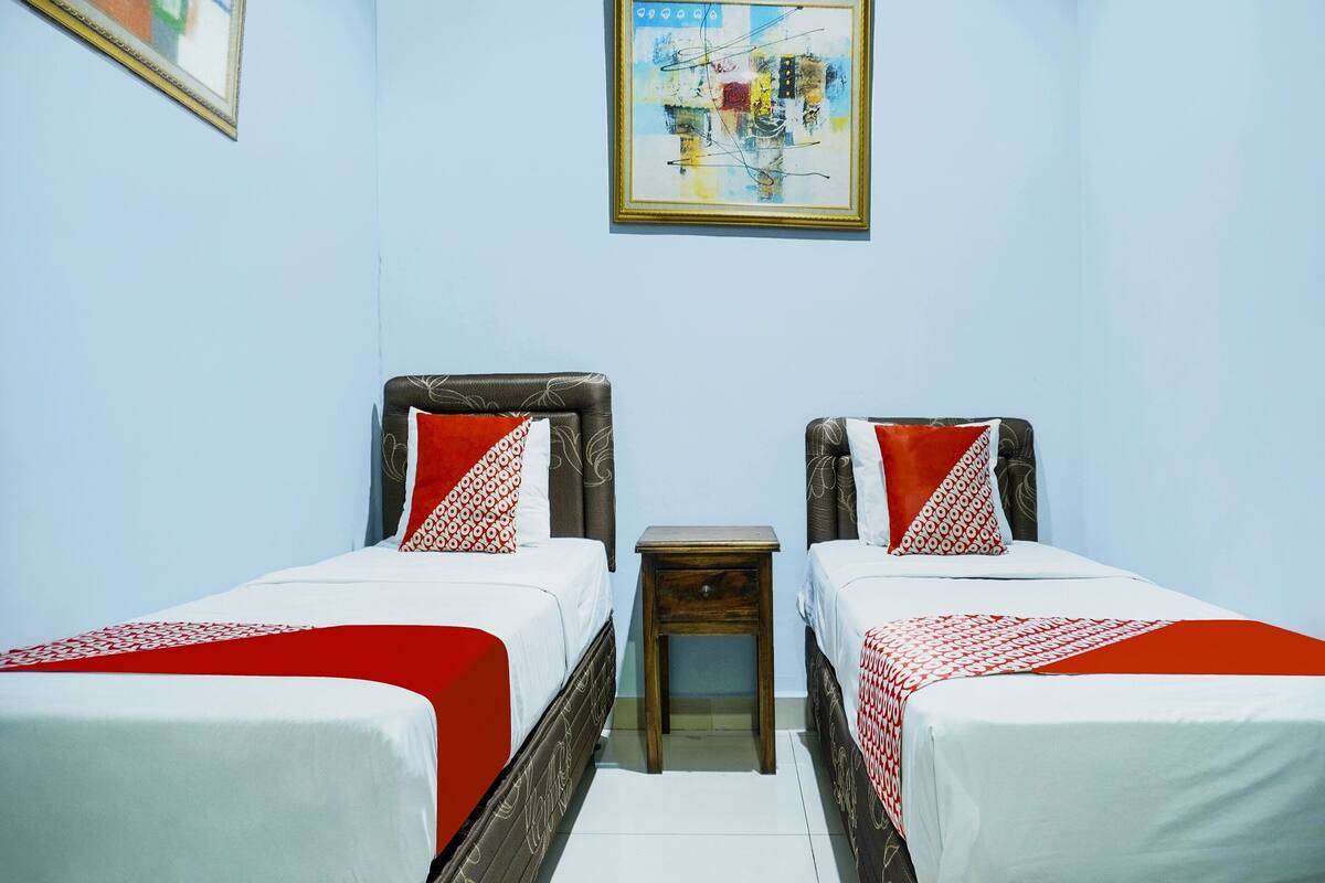 Kamar Twin Deluks | Meja kerja, ruang kerja ramah laptop, Wi-Fi gratis, dan seprai linen