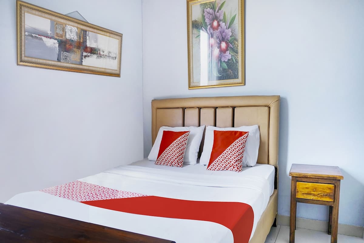 Kamar Double Deluks | Meja kerja, ruang kerja ramah laptop, Wi-Fi gratis, dan seprai linen