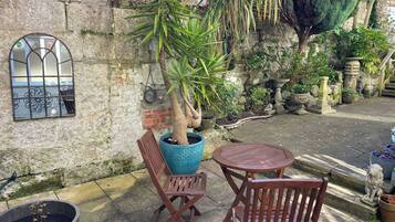 Cottage | Buiten dineren