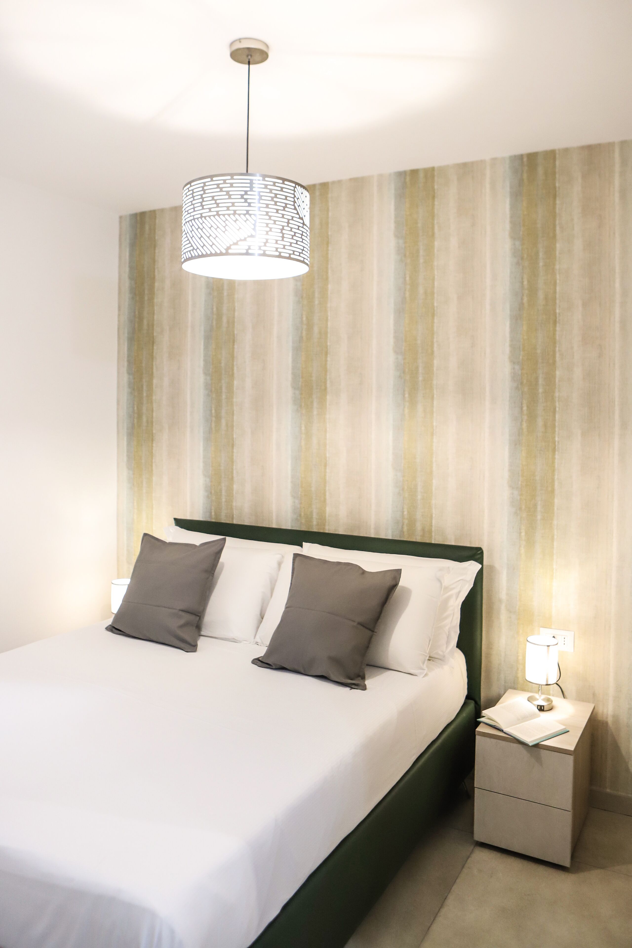 MiraNaples Apartments by Wonderful Italy