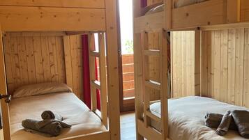 3 slaapkamers, gratis wifi, beddengoed, rolstoeltoegang