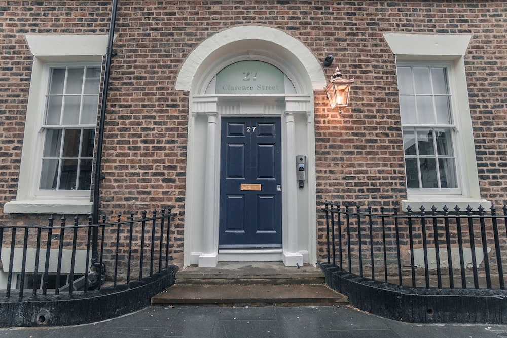 Clarence Street Townhouse