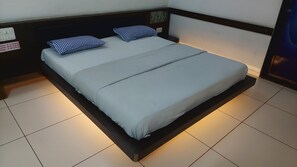 Habitación ejecutiva | Wifi gratis y ropa de cama