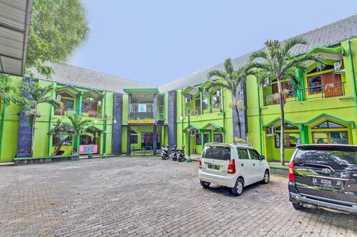 SPOT ON 91471 Syariah Wisma Uin Walisongo