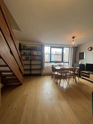 Apartamento básico, 2 camas de casal | Opções para refeição