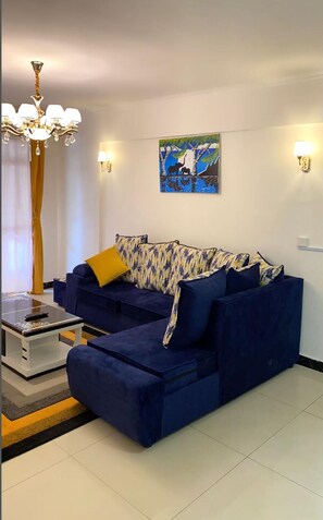Apartment | Living area - Stunning 3-bed Apartment in Nairobi (Nairobi)