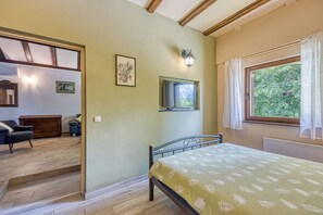 2 habitaciones, wifi gratis y ropa de cama