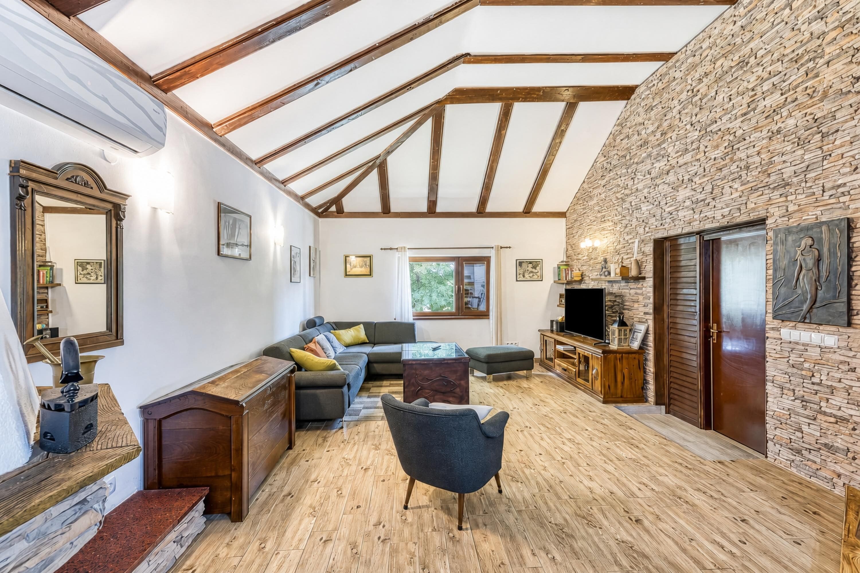Family House, 2 Bedrooms, Fireplace (Secluded Pool House Kupa /w Sauna &) | Living area | TV