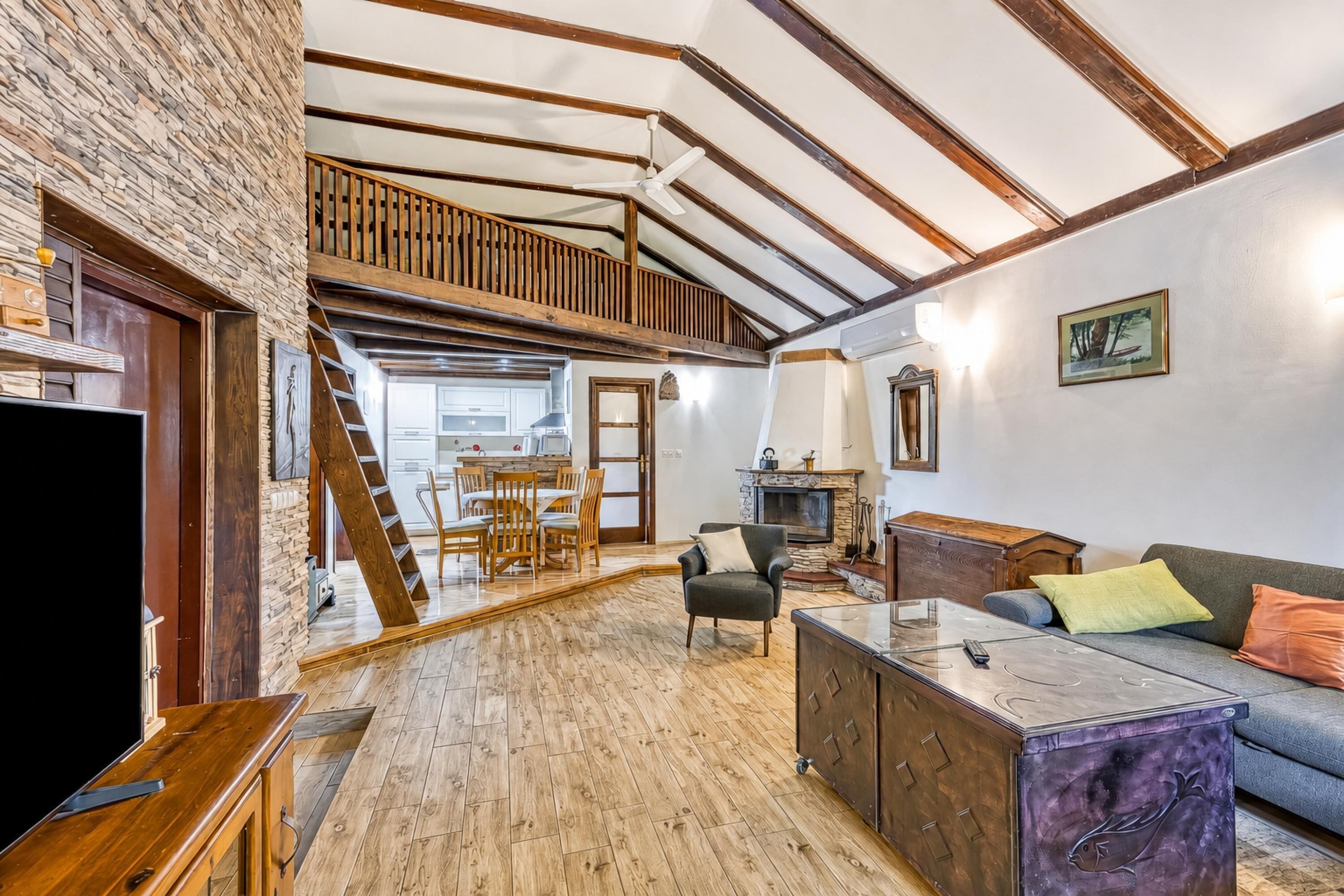 Family House, 2 Bedrooms, Fireplace (Secluded Pool House Kupa /w Sauna &) | Living area | TV