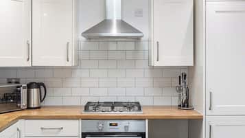 Microwave, oven, highchair