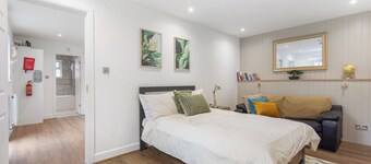 Chicstay Suite! 
Your home in High Wycombe