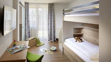 Exclusive-Apartment, 3 Schlafzimmer, Nichtraucher, Bergblick | 1 Schlafzimmer, Allergikerbettwaren, individuell dekoriert