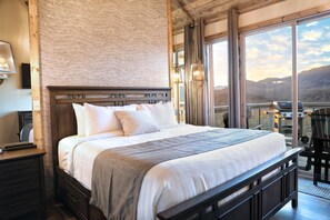 5 habitaciones, tabla de planchar con plancha y cuna de viaje