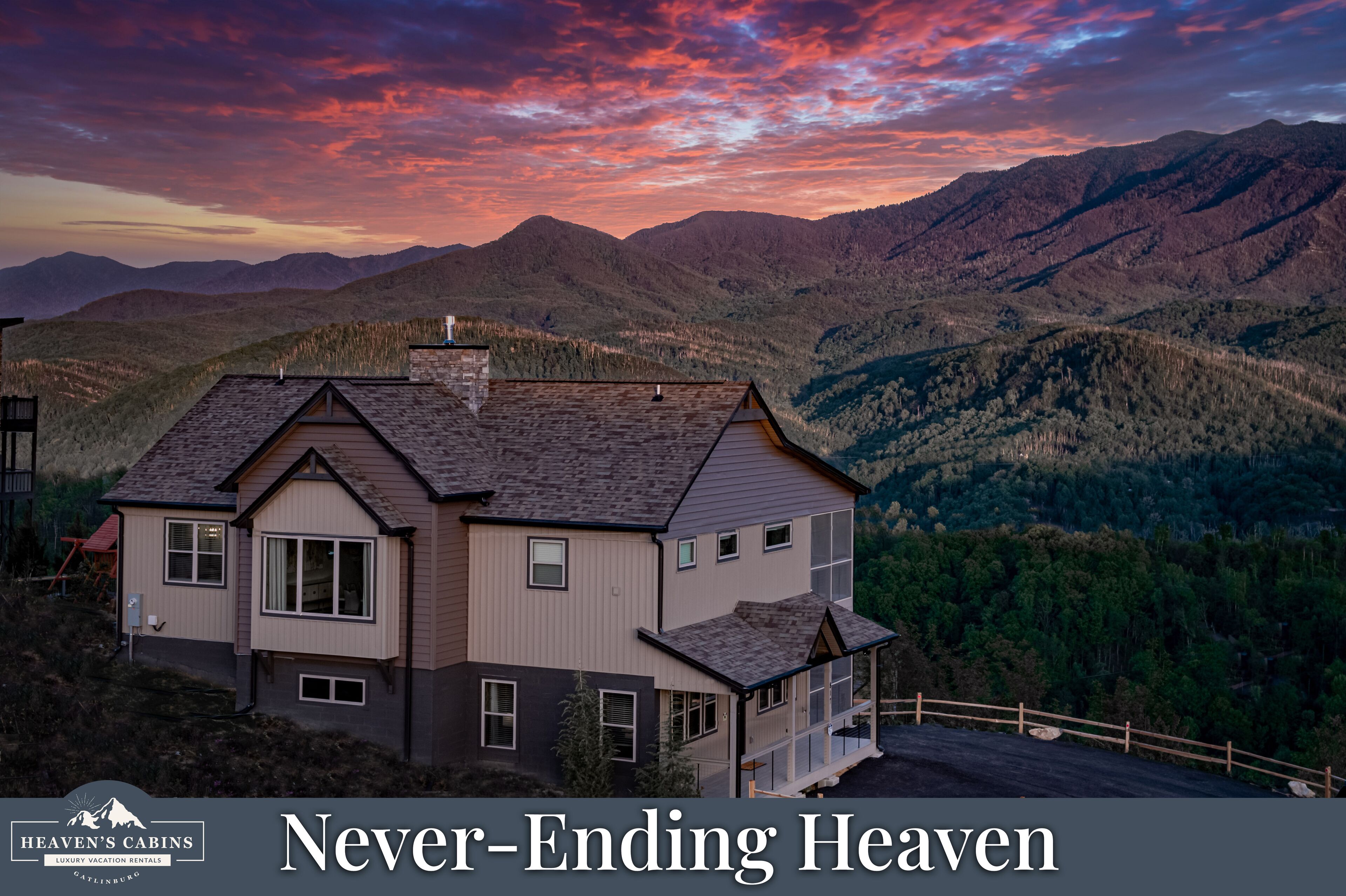 INCREDIBLE Luxury Cabin! Endless Views! Covered Decks, Fire Places, Playground! 